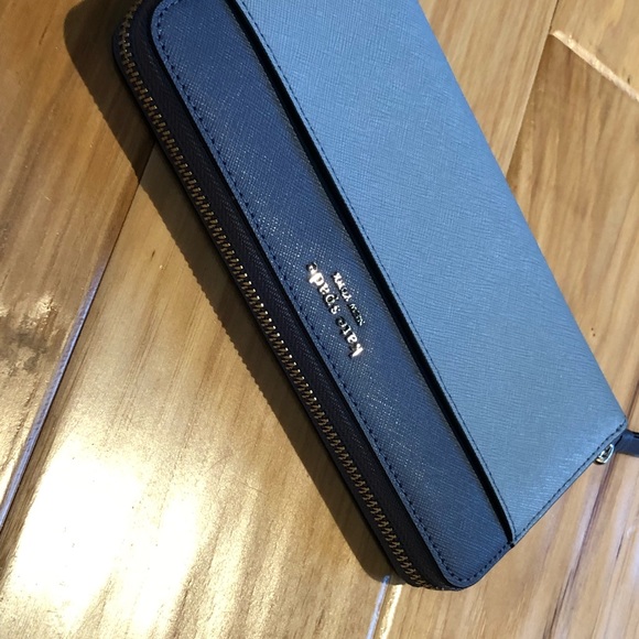 Kate Spade Cameron Zip Around wallet - Picture 3 of 5